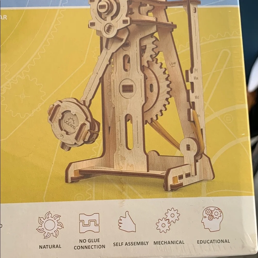 STEM Lab Pendulum Model Kit - Natural Wood